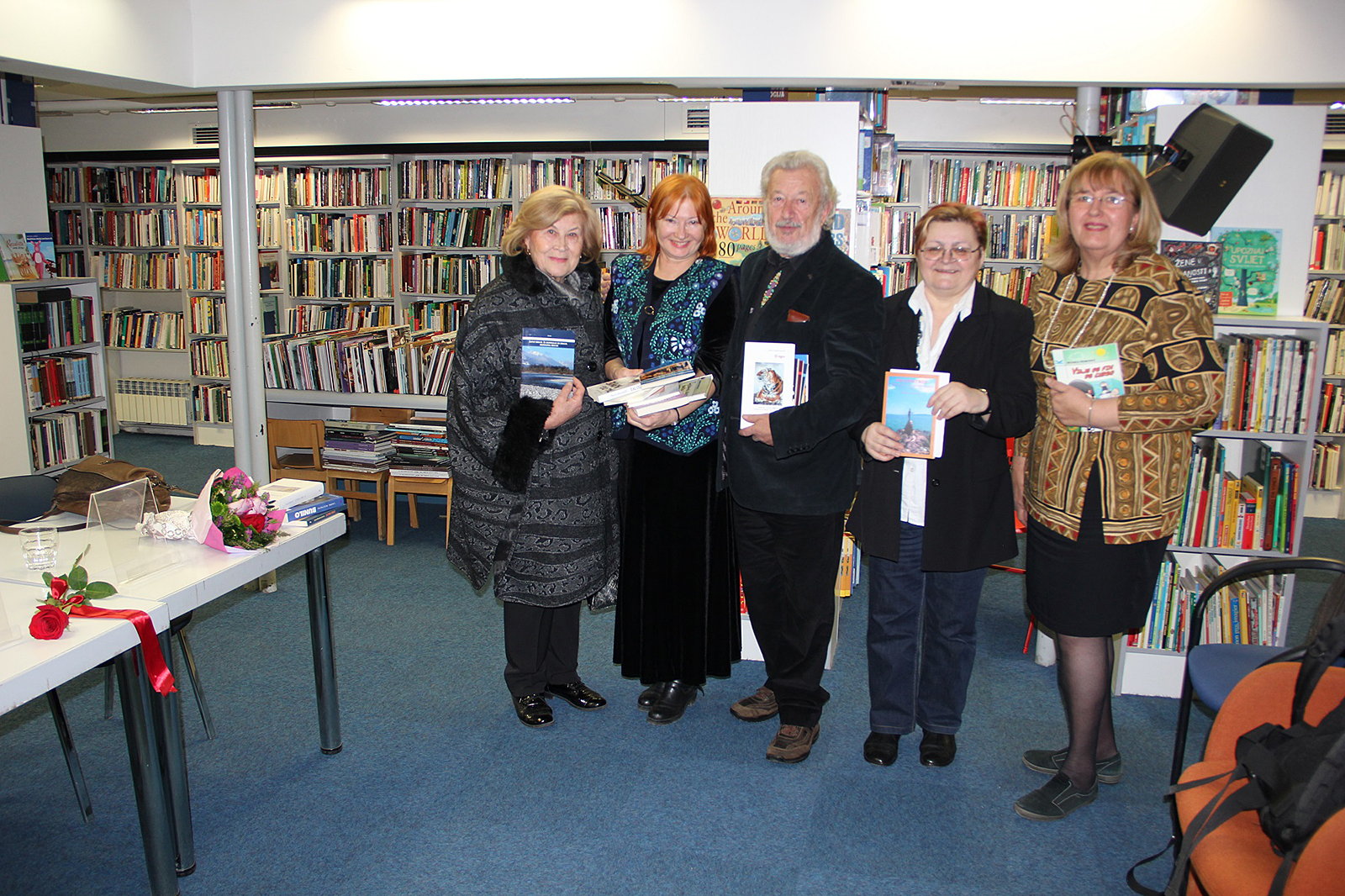 Prevoditeljica i autori - Enerika Bijač, Željka Lovrenčić, Tomislav Marijan Bilosnić, Božica Brkan i Branka Primorac